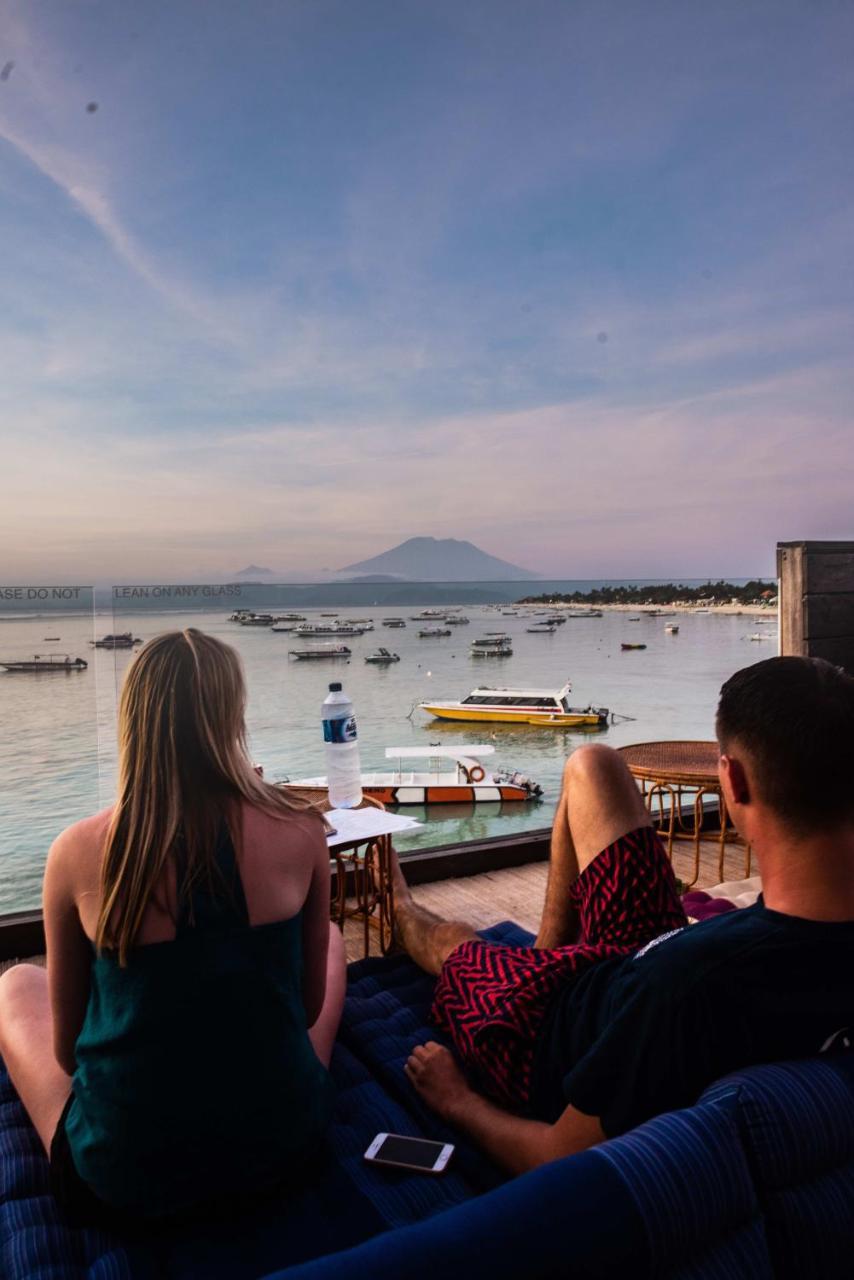 Playgrounds Wave Lodge Lembongan Exterior photo