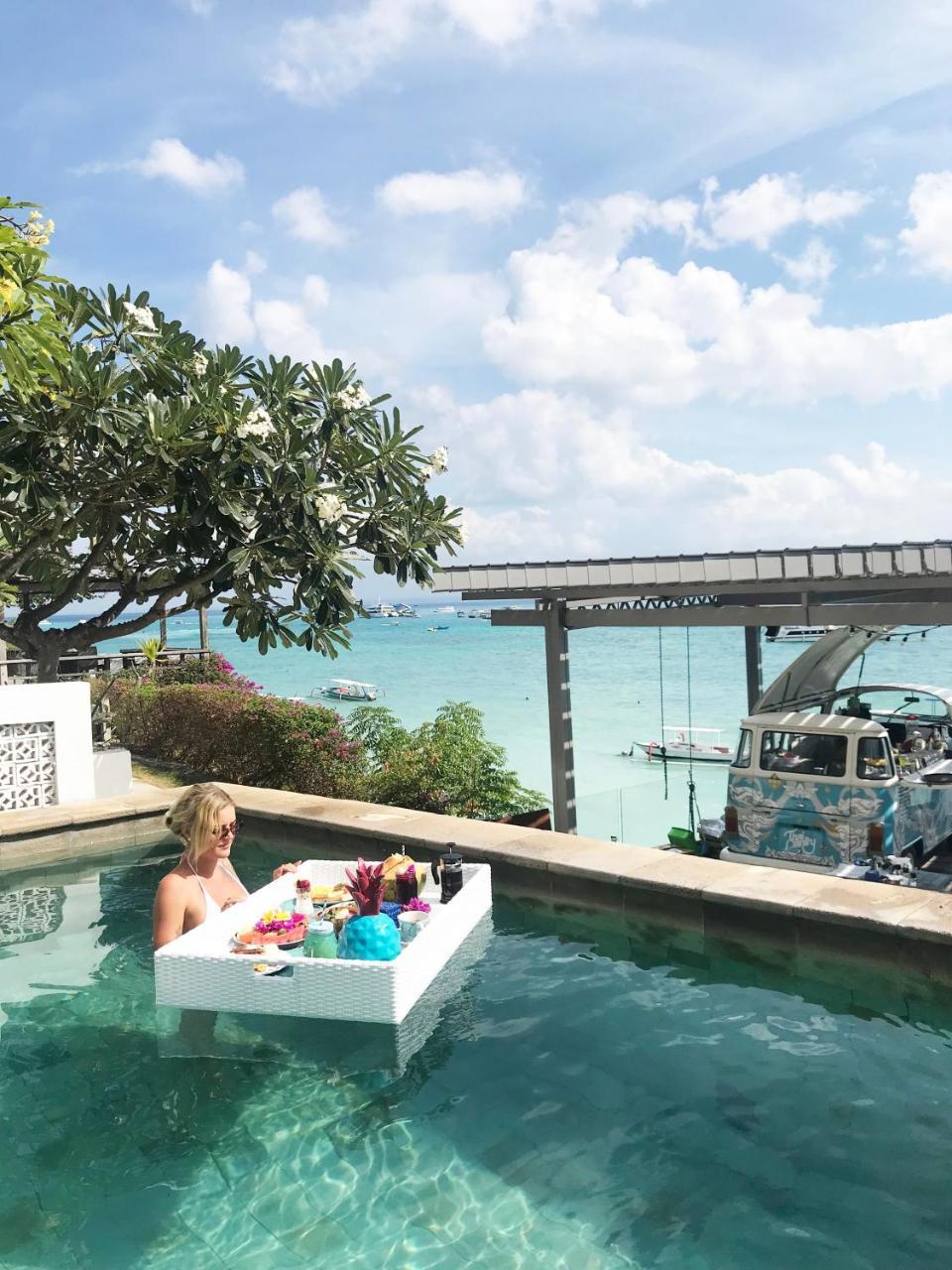 Playgrounds Wave Lodge Lembongan Exterior photo